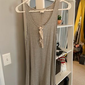 Sleeveless, tee-shirt dress